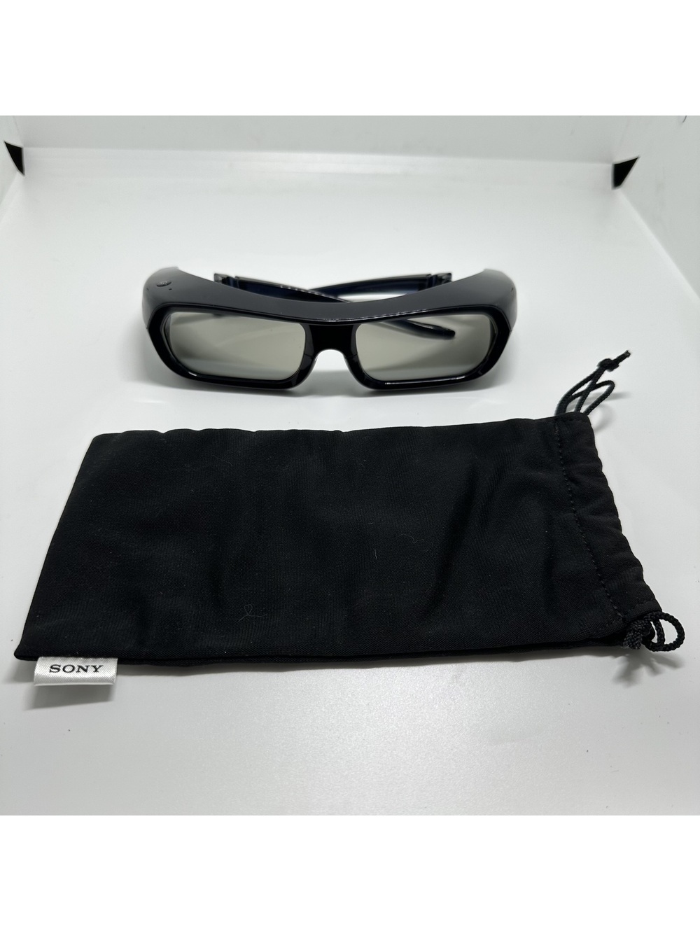 Untested Sony TDG-BR250 3D Active Shutter Glasses with Carrying Pouch